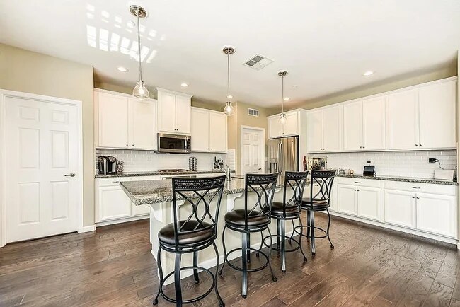 Building Photo - 3903 Deergrass Cir