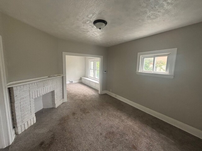 Building Photo - 12114 Soika Ave