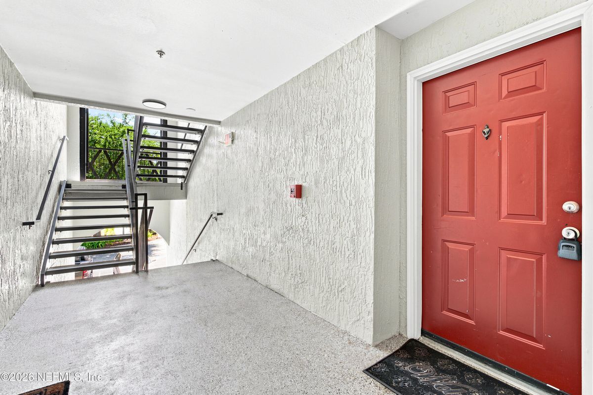 Building Photo - 3591 Kernan Blvd S