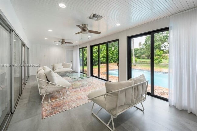 Building Photo - 4371 Casper Ct