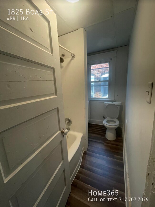 Building Photo - Newly Remodeled 4 Bedroom, 1 Bathroom Sing...