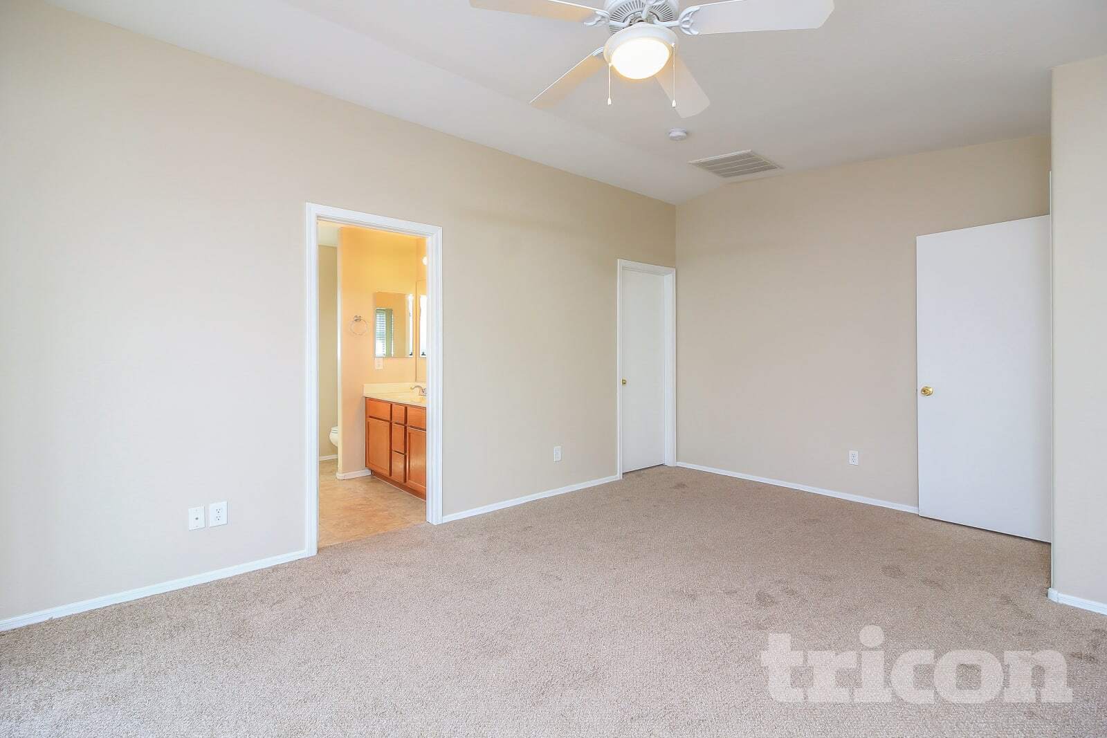 Building Photo - 45310 W Norris Rd