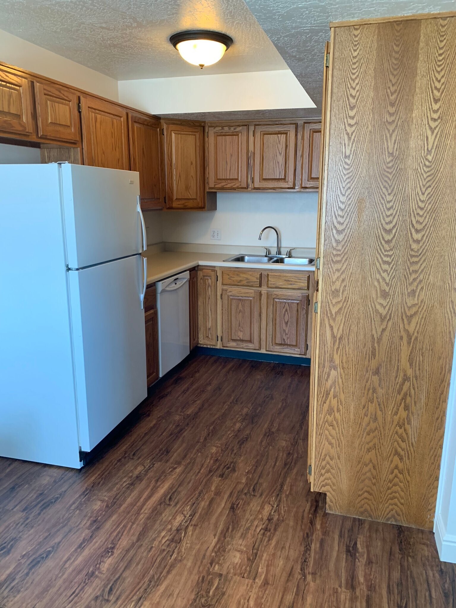 Building Photo - 203 N 450 W