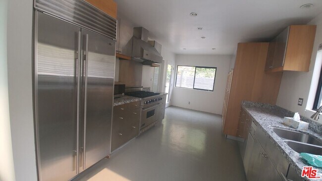 Building Photo - 1317 Devlin Dr