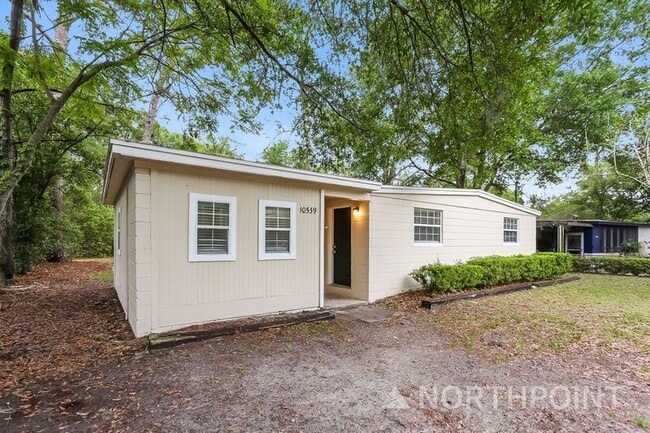 Building Photo - 10539 Gailwood Cir E