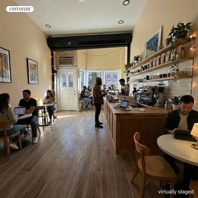 Building Photo - 564 Vanderbilt Ave