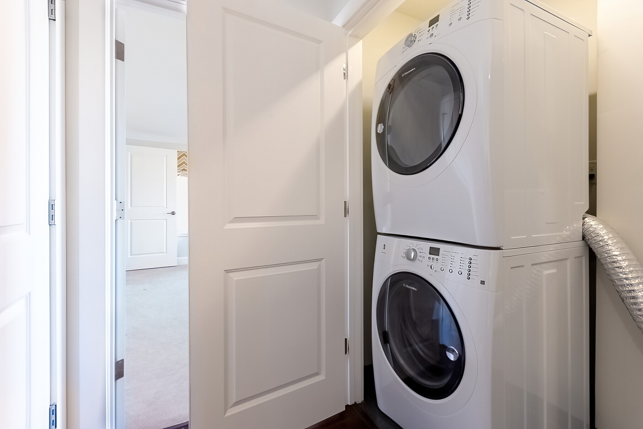 Building Photo - 1501 Commonwealth Ave