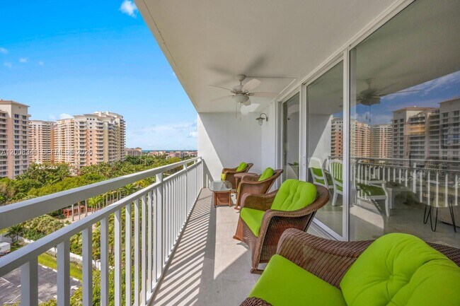 Building Photo - 607 Ocean Dr