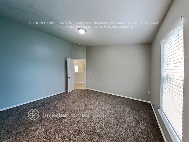 Building Photo - 619 Grand Royal Cir