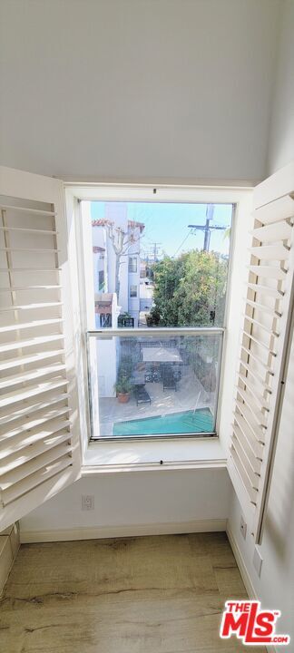 Building Photo - 1031 N Crescent Heights Blvd
