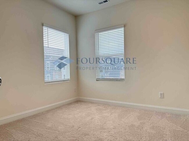Building Photo - Bright End-Unit 3-Bed / 2.5-Bath Townhome with Flex Space, Gourmet Kitchen & 2-Car Garage – Walka...