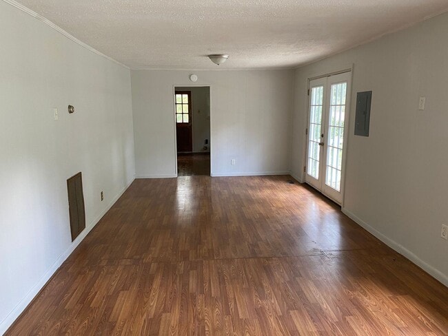 Building Photo - 505 Howard Pl