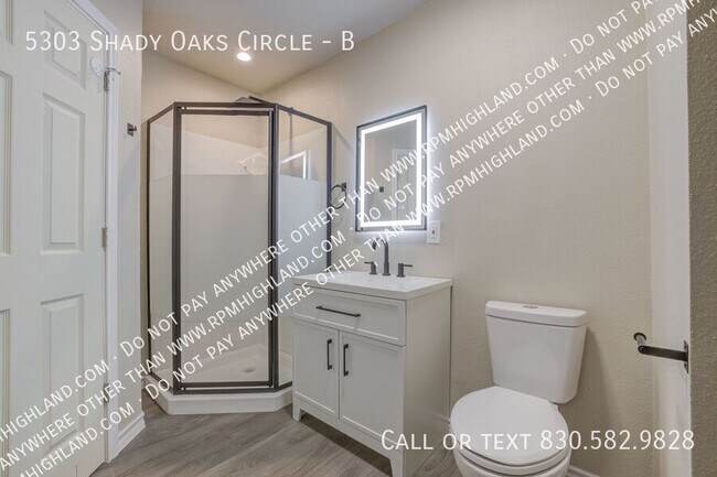 Building Photo - 5303 Shady Oak Cir