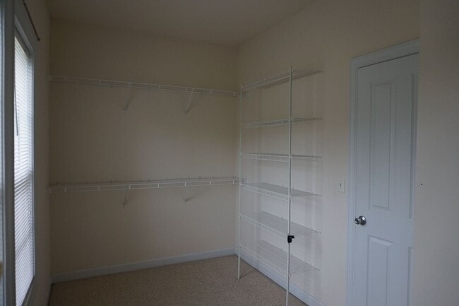 Building Photo - 3 Bedroom 2.5 Bathroom with a Bonus Room located in Creeks Edge Subdivision in Sneads Ferry!