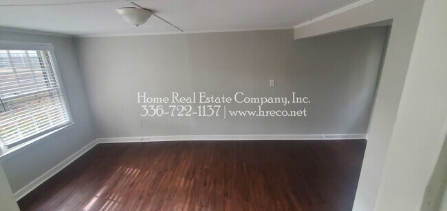 Building Photo - 520 Lester Ln