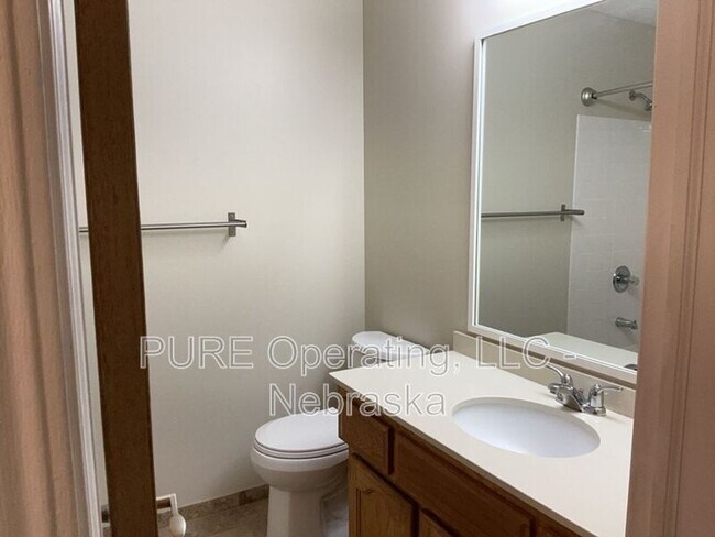Building Photo - 6408 N 79th Ave