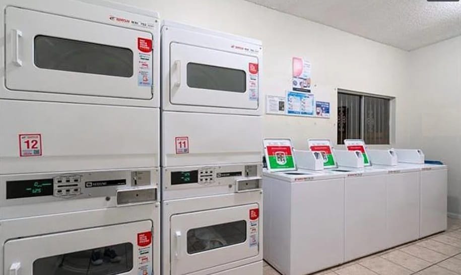 Building Photo - 10235 Madrid Way