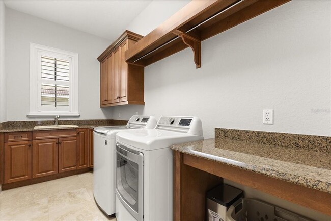 Building Photo - 13455 Bellaria Cir