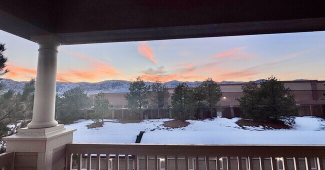 Building Photo - $200 off the first 2 months with an April lease!!!