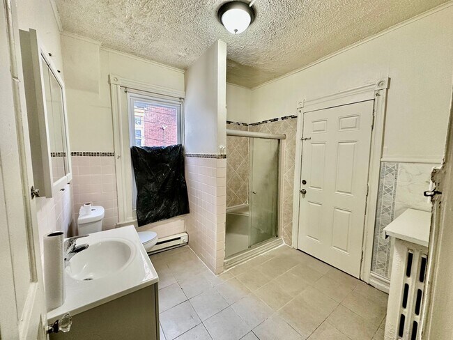 Building Photo - 43 S 13th St