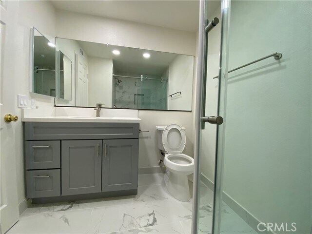 Building Photo - 2072 Maverick Cir