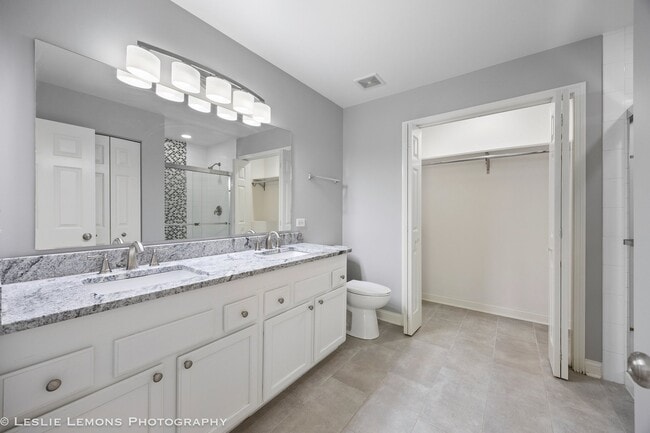 Building Photo - 24022 Walnut Cir