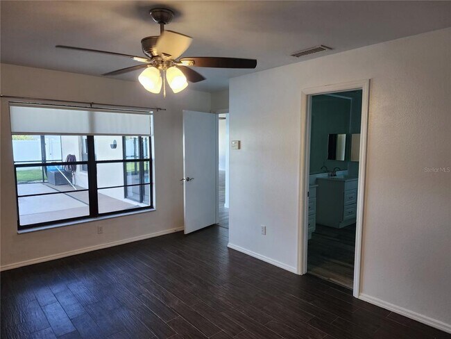 Building Photo - 18303 Big Pond Way
