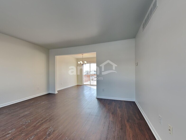 Building Photo - 363 Gatewood Ct