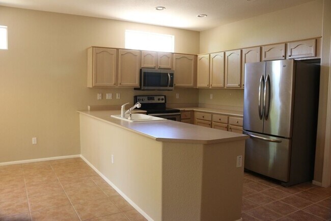 Building Photo - 20530 N Saratoga Way