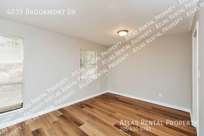 Building Photo - 4039 Brookmont Dr