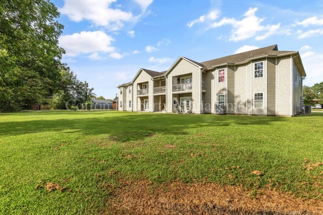 Building Photo - 406 N Dickerson St