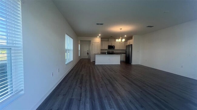 Building Photo - 692 Stoney Pointe Cir