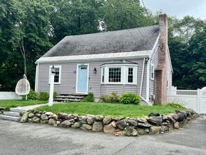 Building Photo - 269 North Rd