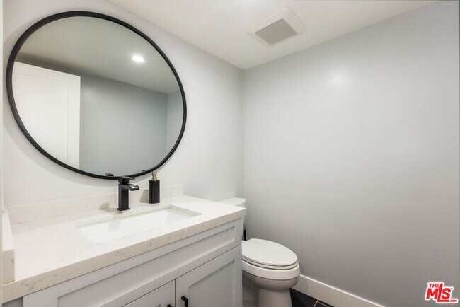 Building Photo - 13036 Mindanao Wy