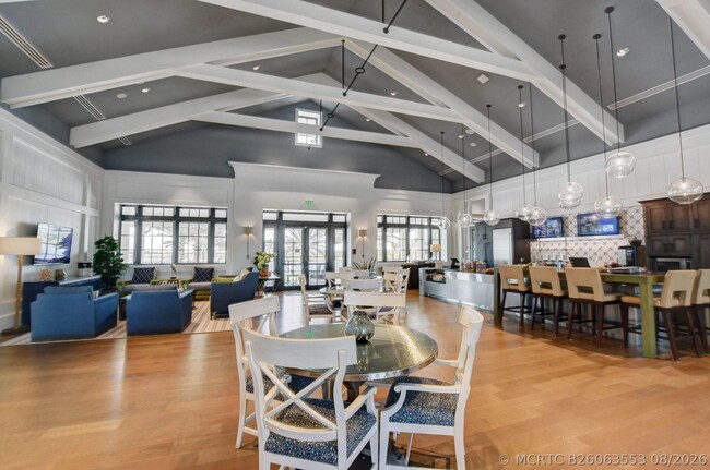 Building Photo - 799 Hookline Cir