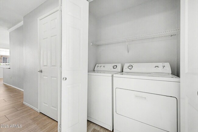 Building Photo - 7009 E Acoma Dr