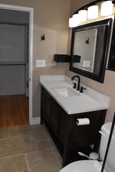 Building Photo - 13247 Semora Pl