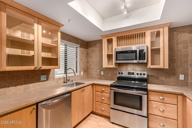 Building Photo - 7575 E Indian Bend Rd