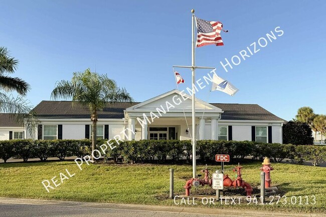 Building Photo - 4813 Independence Dr