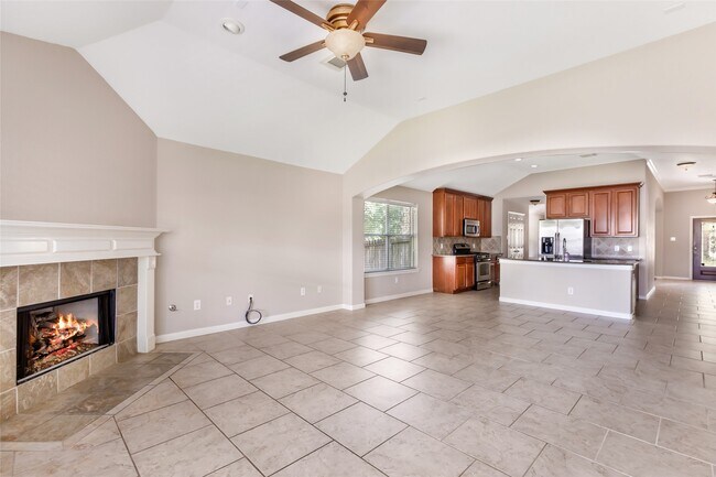 Building Photo - 20787 Oakhurst Park Dr