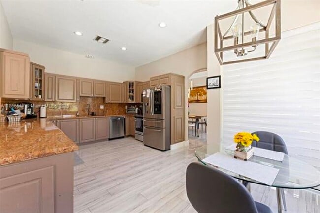 Building Photo - 13117 SW 54th Ct