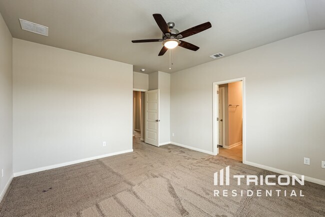 Building Photo - 13534 Paxton Blvd