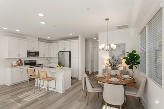 Building Photo - 320 Lynwood Station Blvd