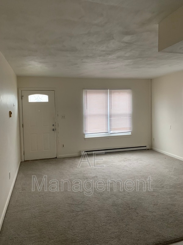 Building Photo - 1323 Cary Ave