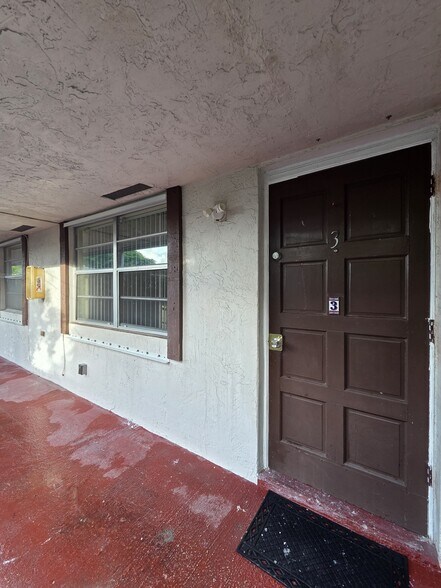 Building Photo - 2526 Taylor St