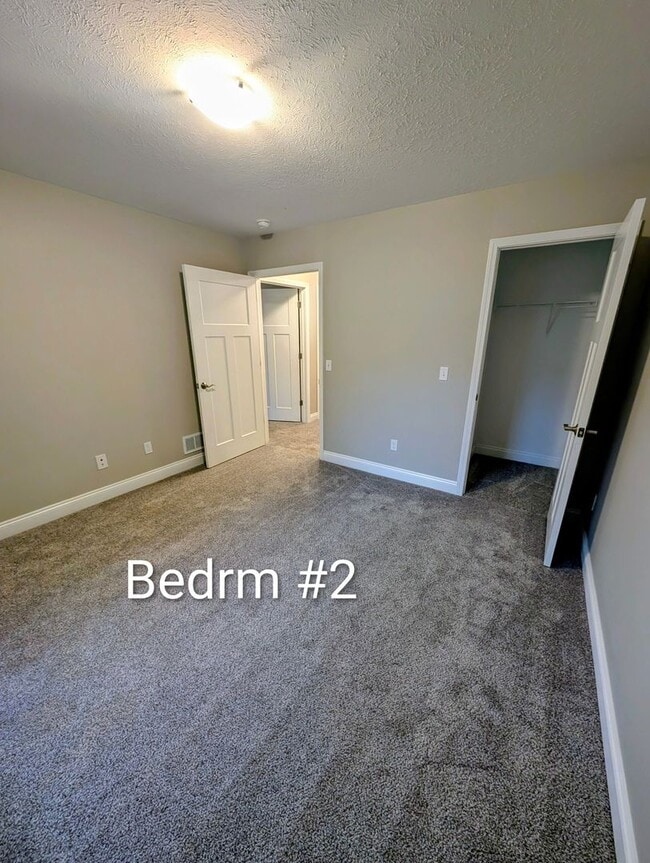 Building Photo - 2023 Beautiful 3 Bedroom home with first floor master bedroom