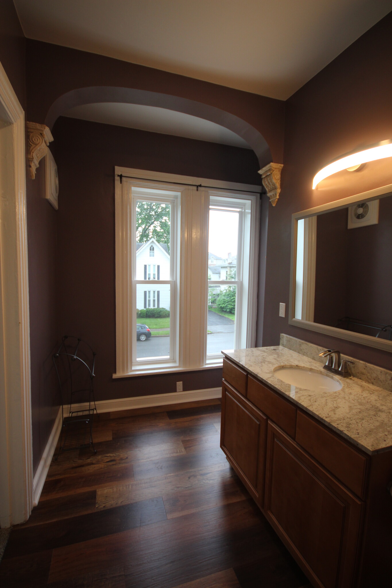 Full Bathroom - 221 W Church St