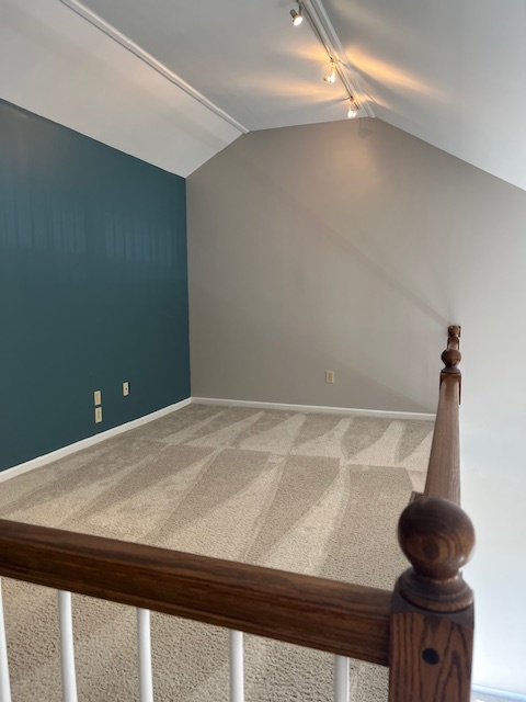 Loft - 5534 Rinker Cir