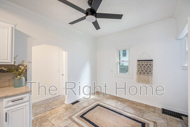 Building Photo - 3918 S 14th St