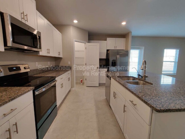 Building Photo - 31743 Barrel Wave Way
